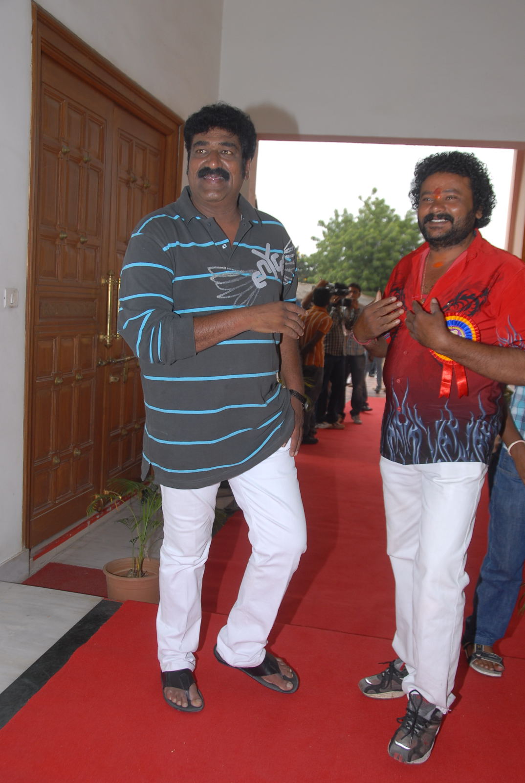 Celebs at Paruchuri Brothers felicitated by TSR Kala Parishath Gallery | Picture 60144